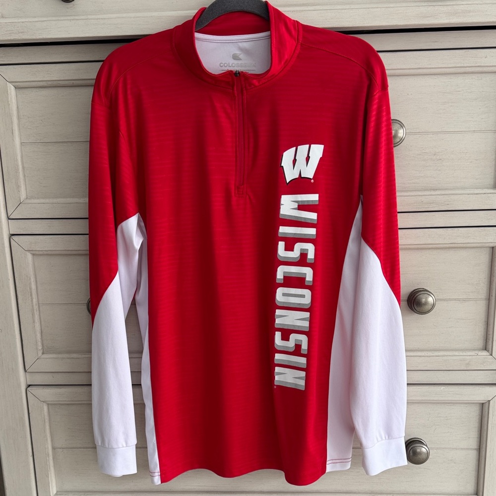 Men’s Colosseum Red and White Wisconsin Pullover
